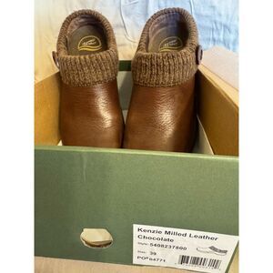 Women's Dansko Kenzie Clog - Milled Leather Chocolate Size 39